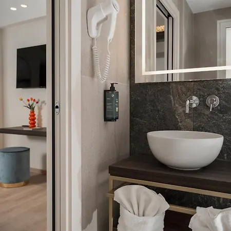 Hotel Grazia 2*